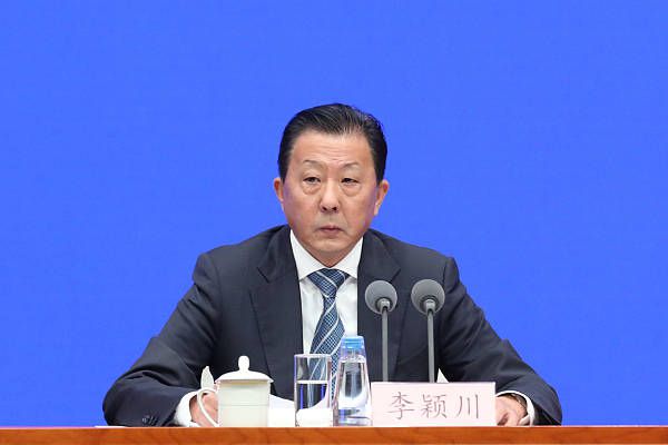 国产在线一区二区杨幂